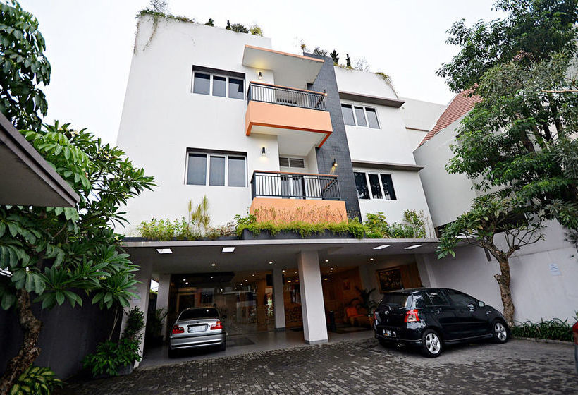 호텔 Zen Rooms Cipete Safin Inn