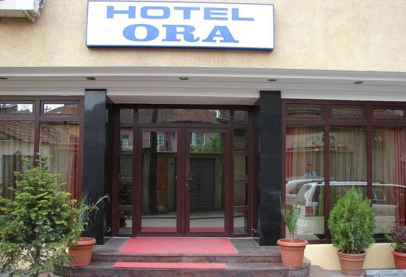 هتل Ora