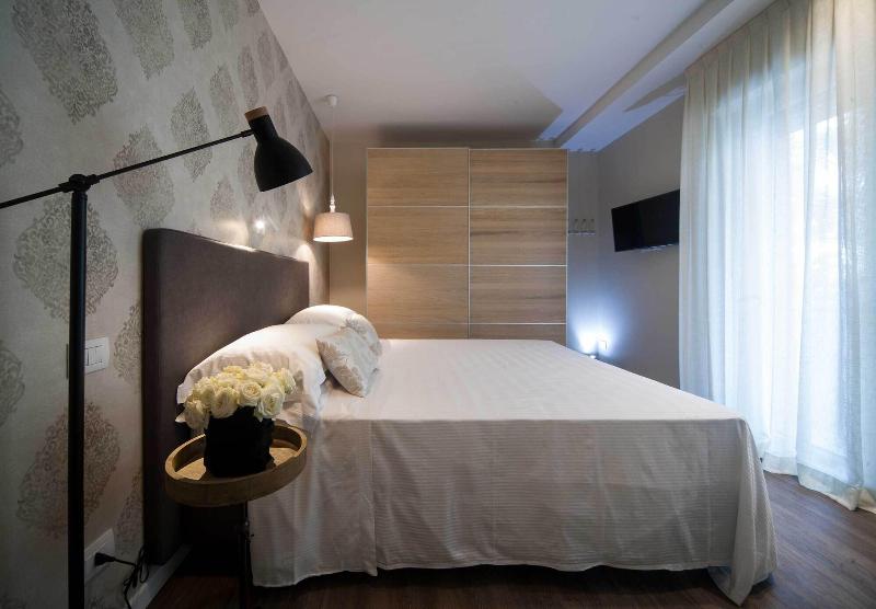 Residence Lungomare Charming Apartments