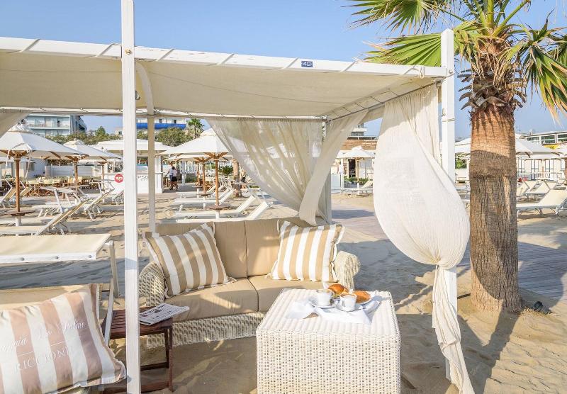 Residence Lungomare Charming Apartments