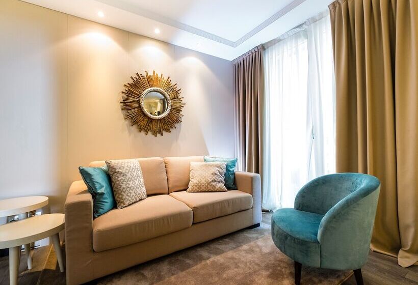 Residence Lungomare Charming Apartments