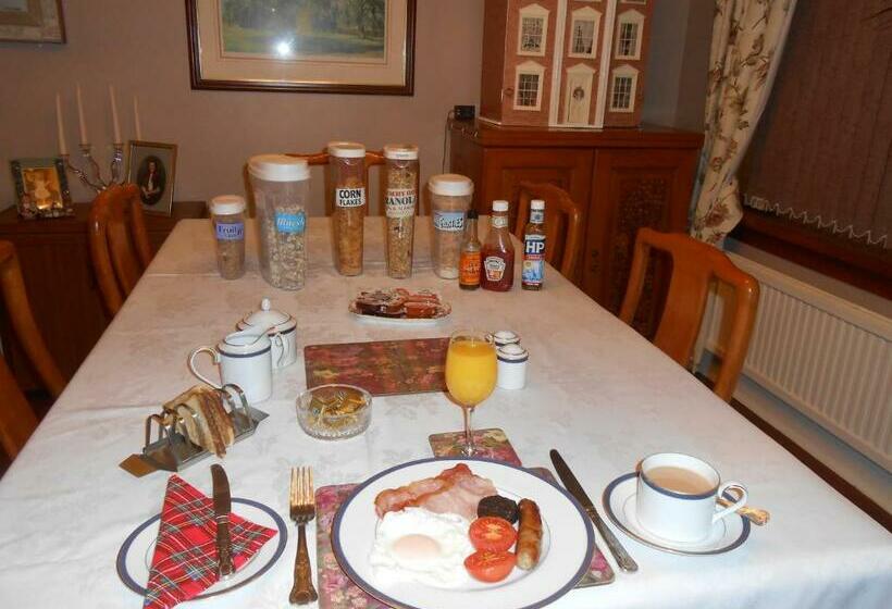 Rose Villa Bed And Breakfast