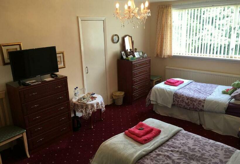 Rose Villa Bed And Breakfast