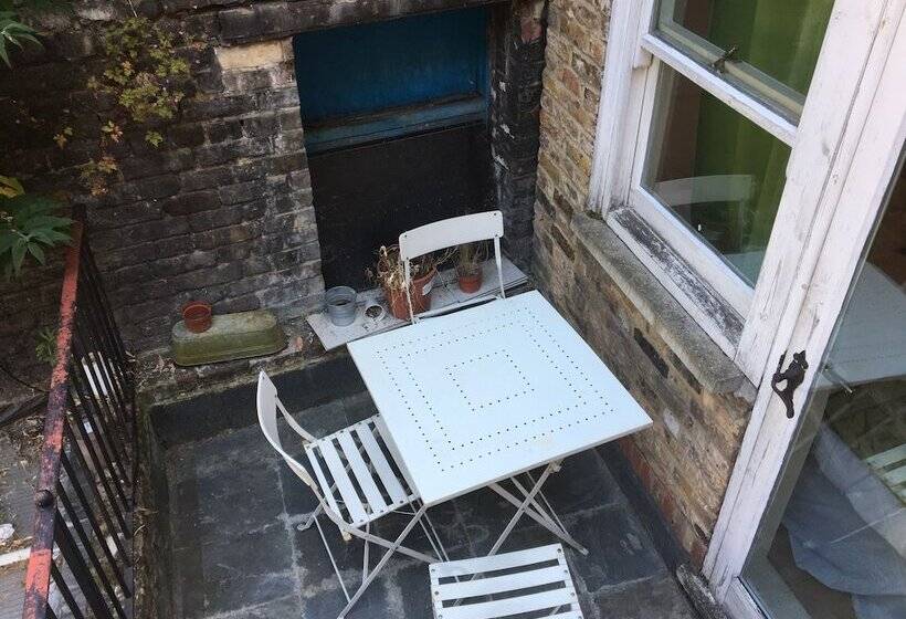 Stay In Kings Cross Flat D