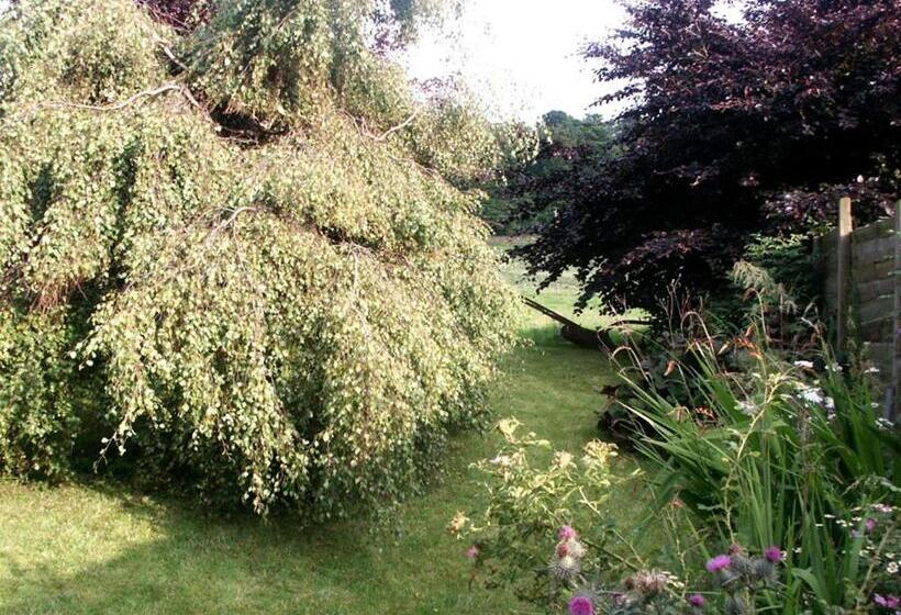 Temple Farmhouse B&b