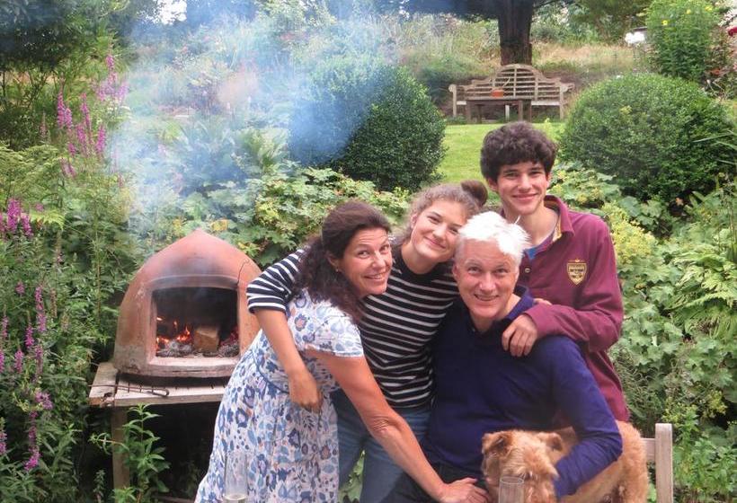 Thimbles Bed & Breakfast