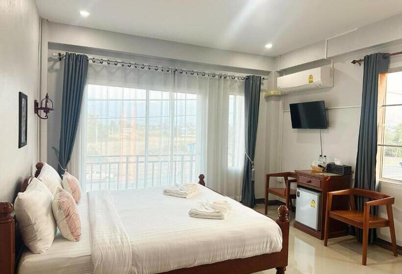 ユースホステル ปัวปันสุขโฮม