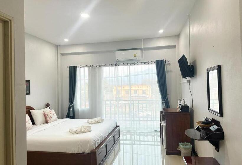 ユースホステル ปัวปันสุขโฮม