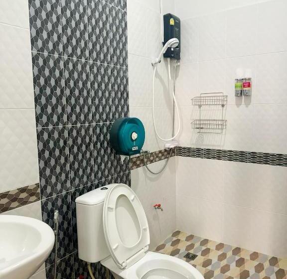 ユースホステル ปัวปันสุขโฮม