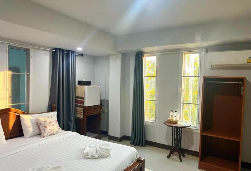 ユースホステル ปัวปันสุขโฮม