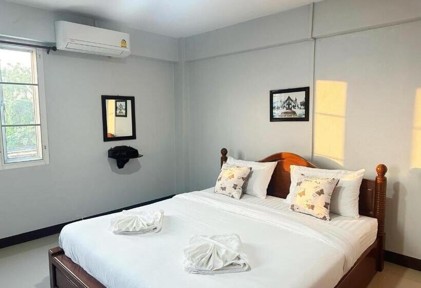 ユースホステル ปัวปันสุขโฮม