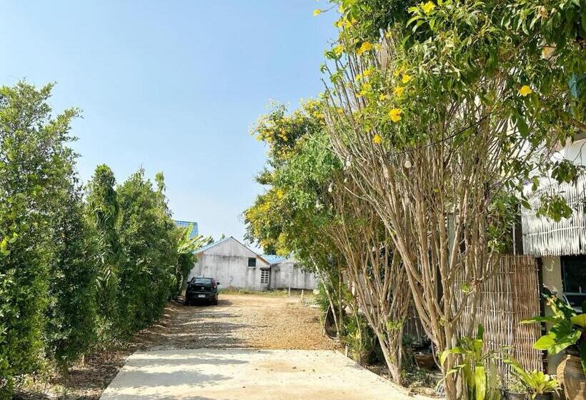 ユースホステル ปัวปันสุขโฮม