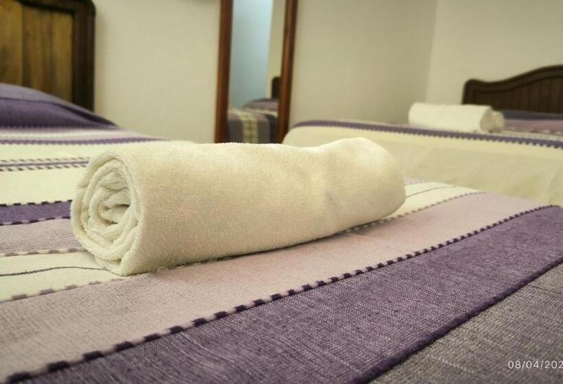 هاستل Casa Bugambilias