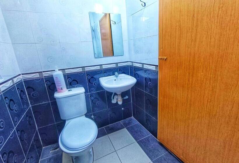 הוסטל Kerteh Inn By Rvh