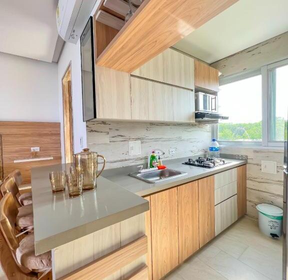 Apartamento   Suite, Frente Al Mar