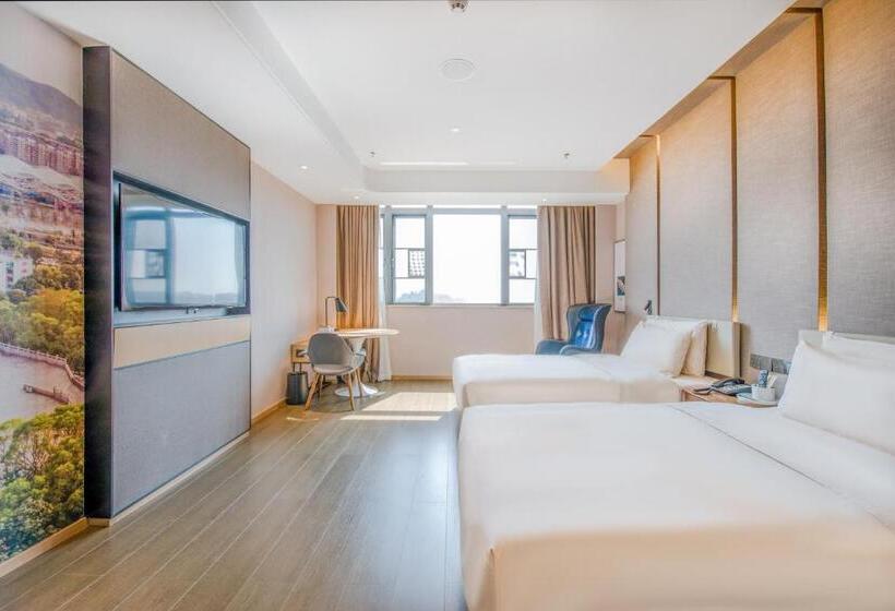Atour Hotel Zhongshan Tanzhou