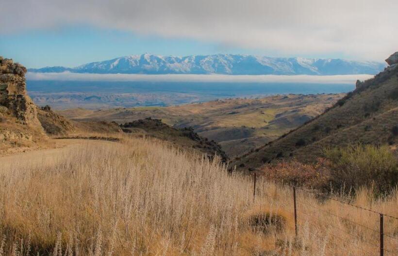 تختخواب و صبحانه About Thyme For Sleeps & Treats