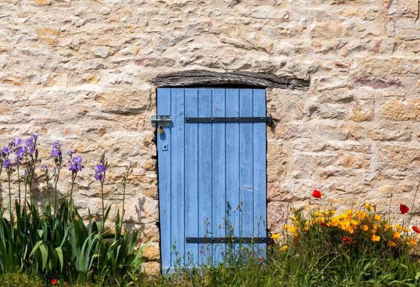 ベッドアンドブレックファースト Auberg Inn