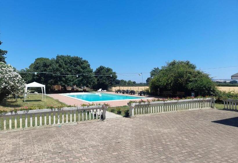 مبيت وإفطار Casale Del Gufo