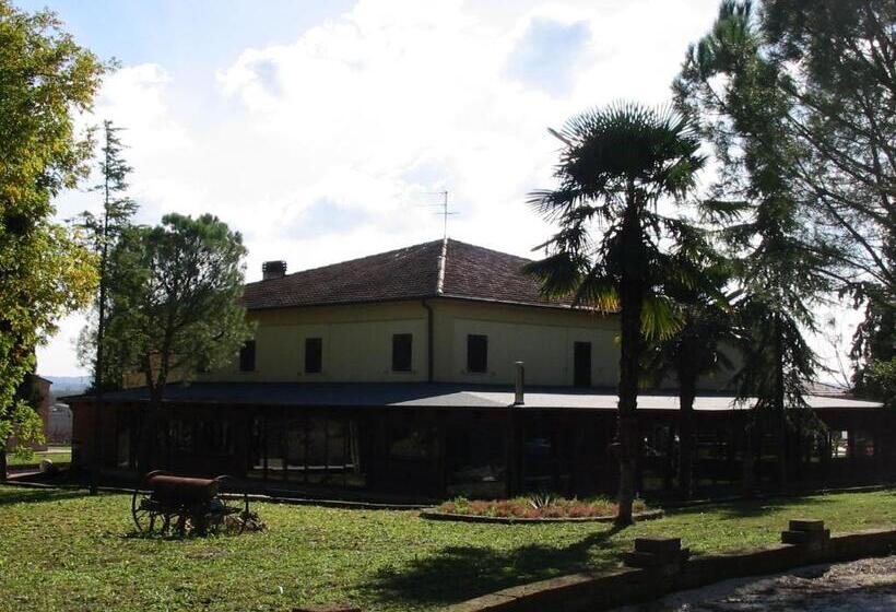 مبيت وإفطار Casale Del Gufo