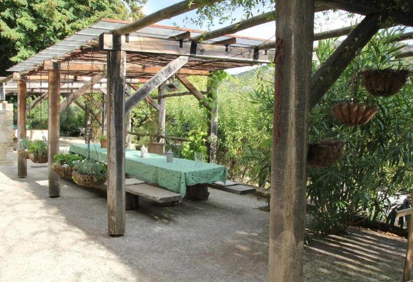 צימר Fount Estremiero