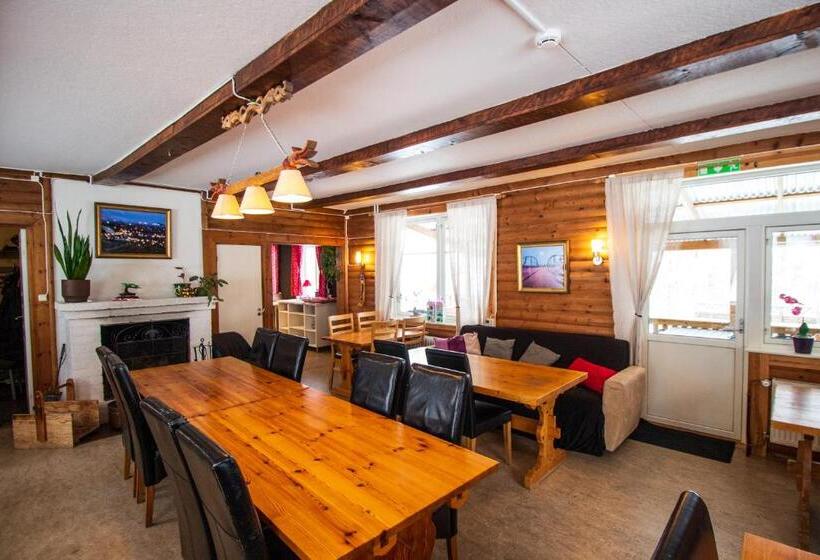 Bed and Breakfast Gopshusgården Rum & Stugor