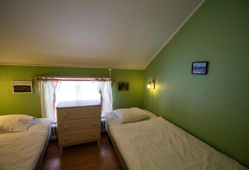 Bed and Breakfast Gopshusgården Rum & Stugor