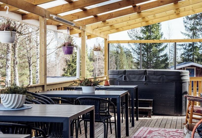 Bed and Breakfast Gopshusgården Rum & Stugor