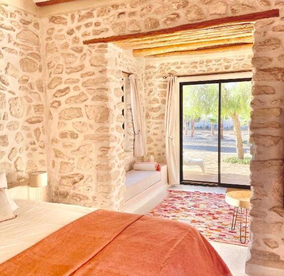 تختخواب و صبحانه Kaouki Lodge