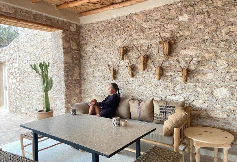 تختخواب و صبحانه Kaouki Lodge