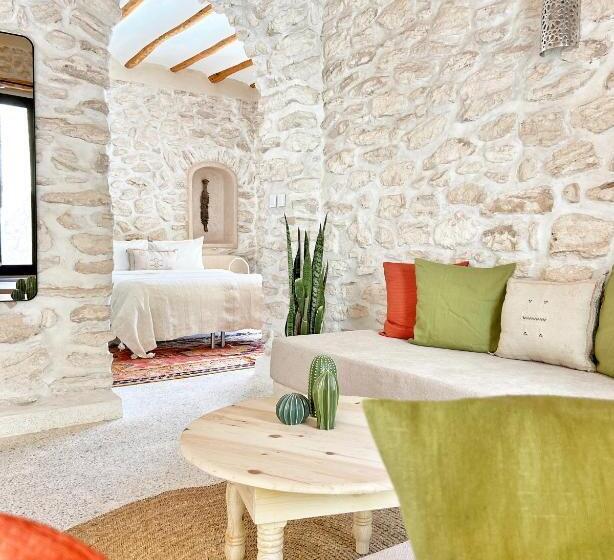 تختخواب و صبحانه Kaouki Lodge