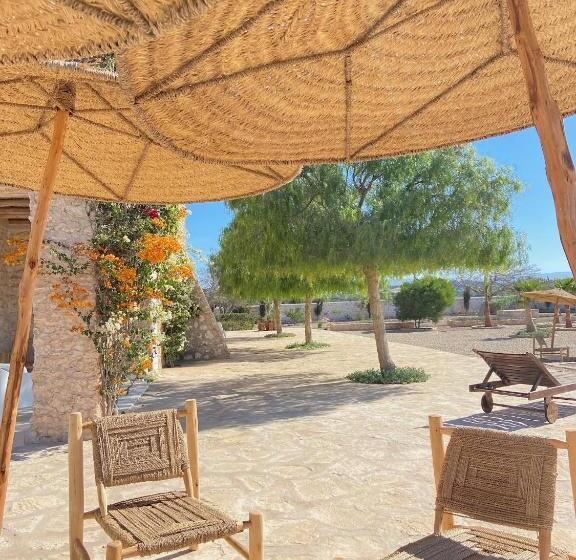 تختخواب و صبحانه Kaouki Lodge