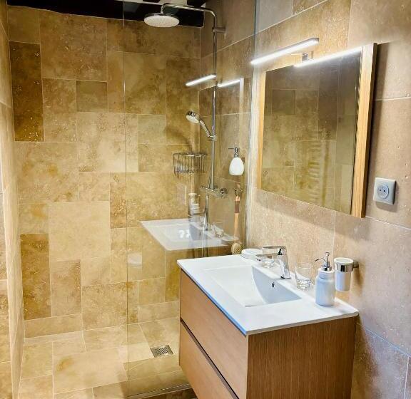 Bed and Breakfast L Alcôve De La Marquise Aglaé