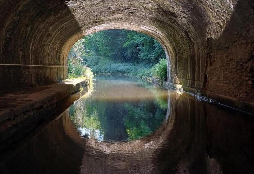 ベッドアンドブレックファースト Le Manivert