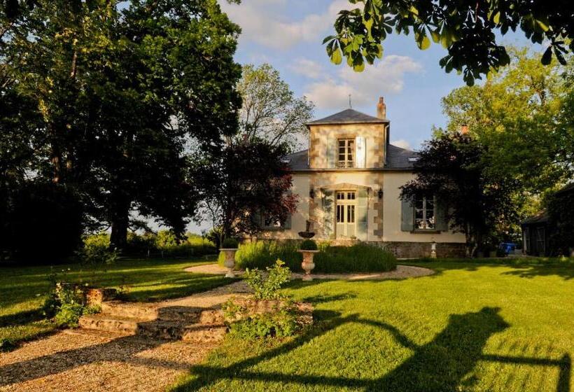 ベッドアンドブレックファースト Le Manivert