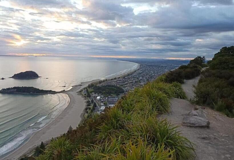 민박 Omanu Cottage