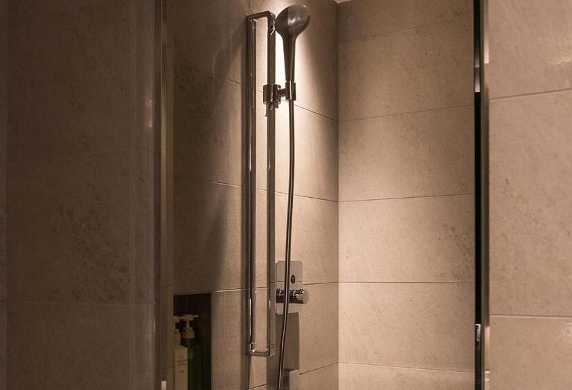 تختخواب و صبحانه Rooms At Podlipje Estate