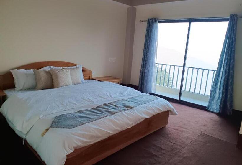 민박 Serendipity By The Mountains