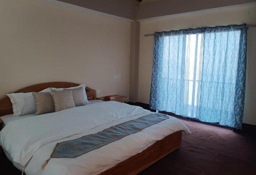 ベッドアンドブレックファースト Serendipity By The Mountains