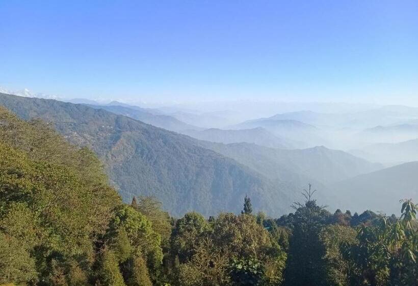 ベッドアンドブレックファースト Serendipity By The Mountains