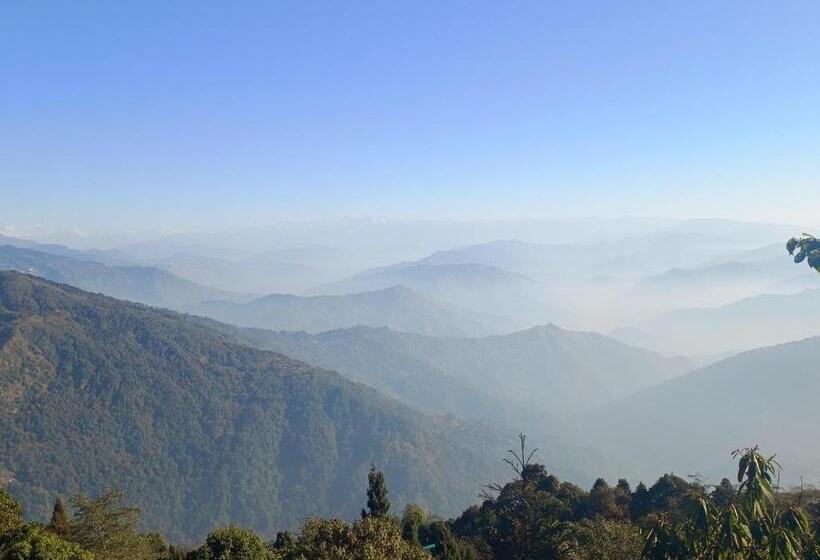 민박 Serendipity By The Mountains