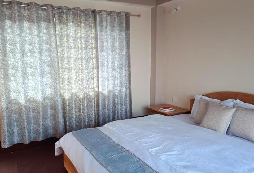 ベッドアンドブレックファースト Serendipity By The Mountains