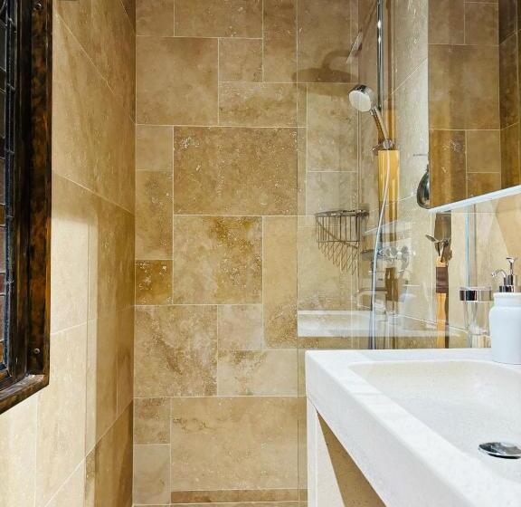 مبيت وإفطار Suite De La Princesse Isabelle