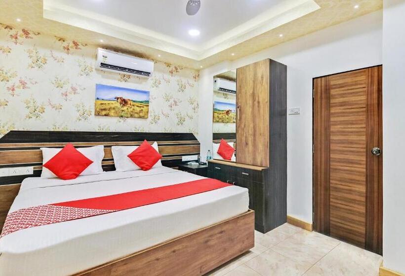 Collection O Hotel Silver Inn