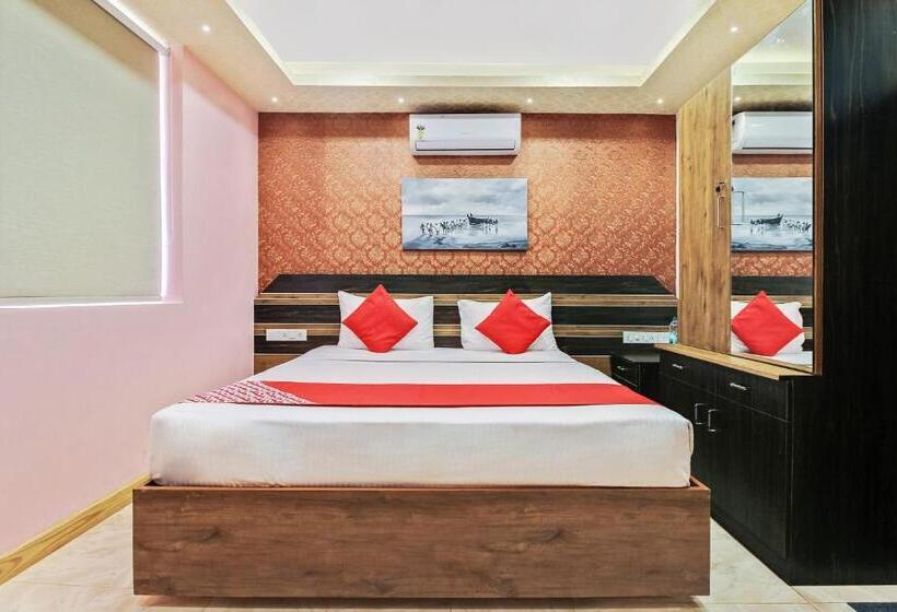 Collection O Hotel Silver Inn