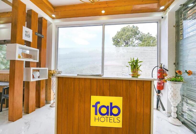 Fabhotel The Weekend Vibes