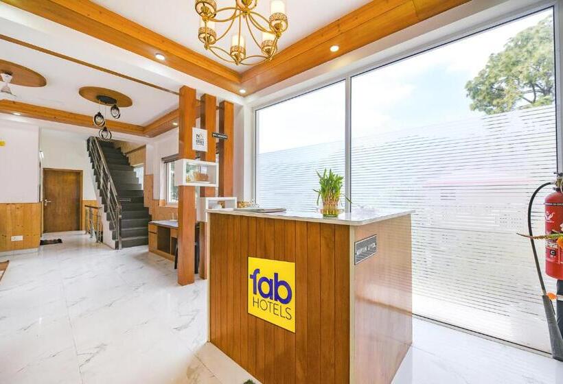 Fabhotel The Weekend Vibes