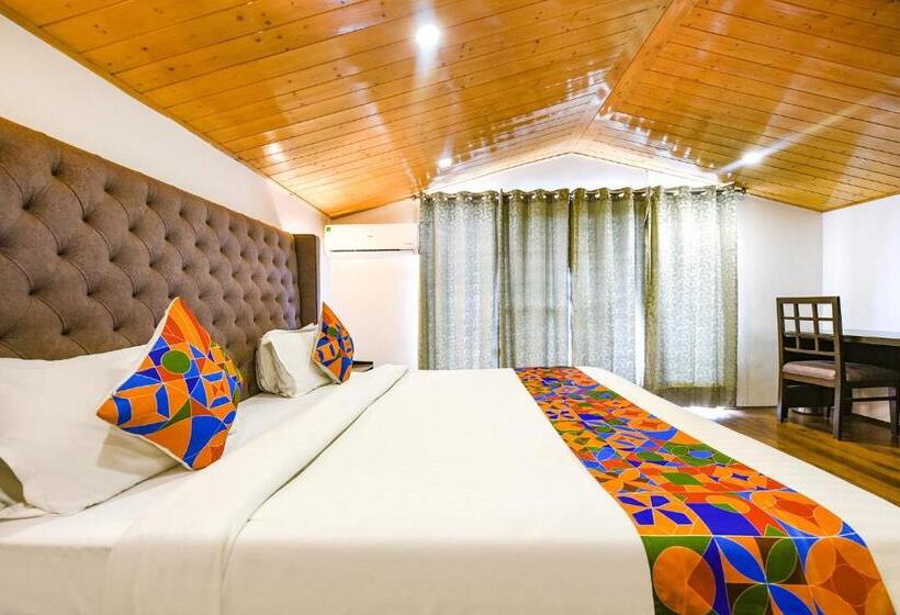 Fabhotel The Weekend Vibes