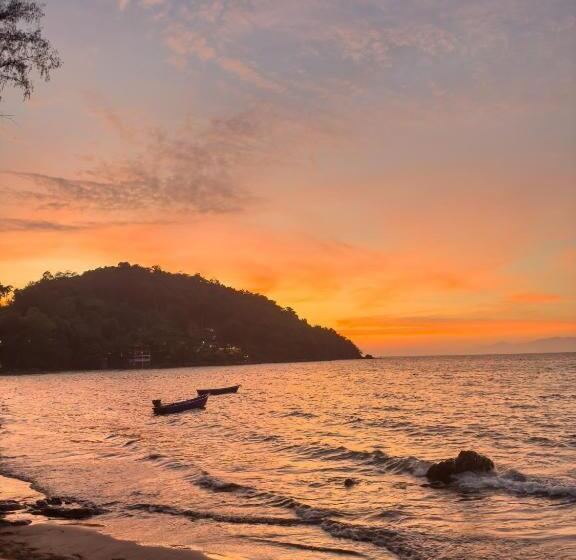 Full Moon Bungalow Resort Koh Chang Ranong