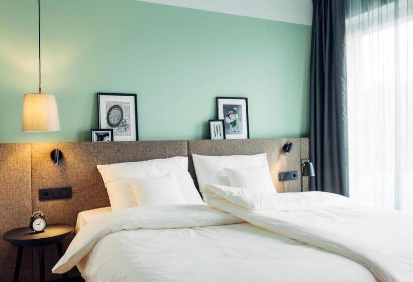 Harry S Home Lienz Hotel & Apartments